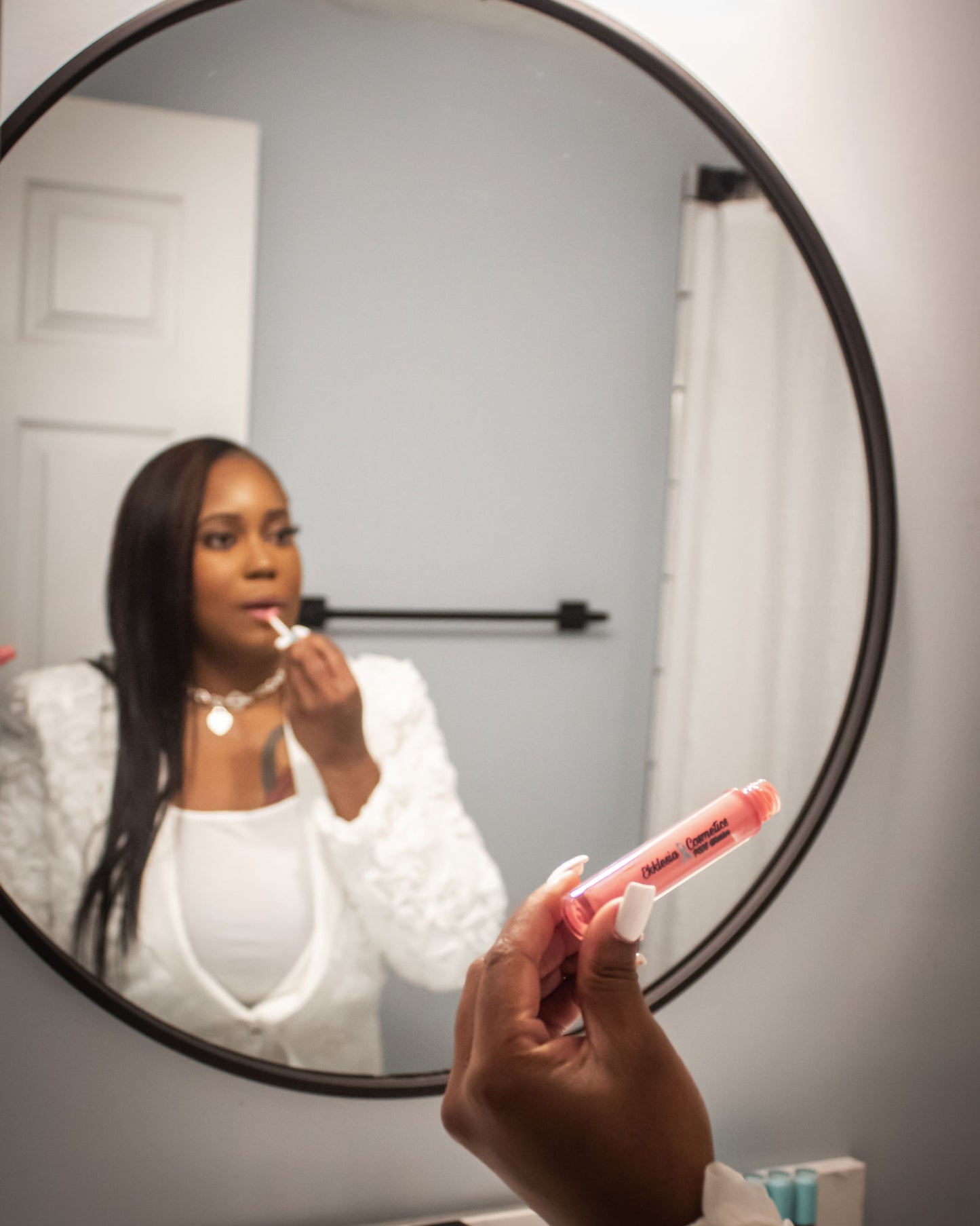 Linda Chambers Kisses 🕊️(Bubble Gum)🌷